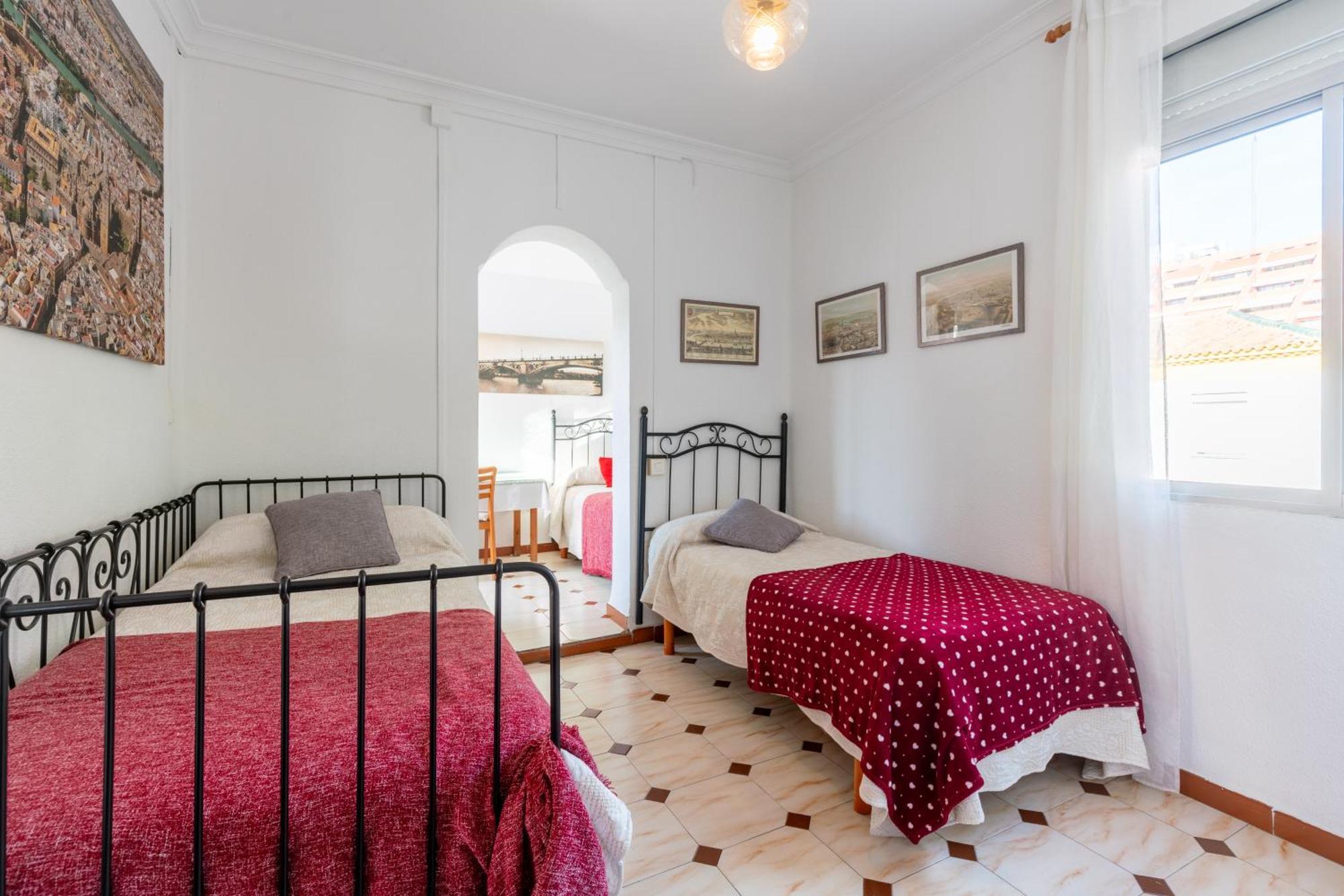Apartamento Triana Los Remedios Siviglia Esterno foto