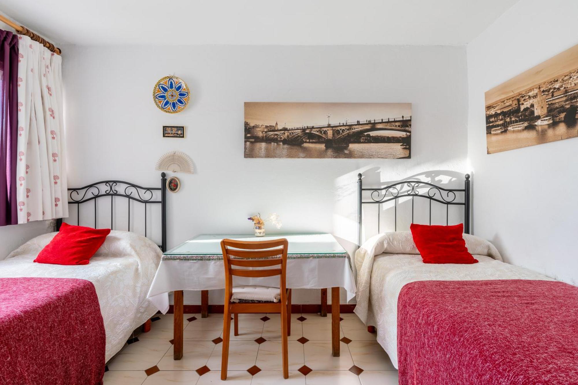 Apartamento Triana Los Remedios Siviglia Esterno foto